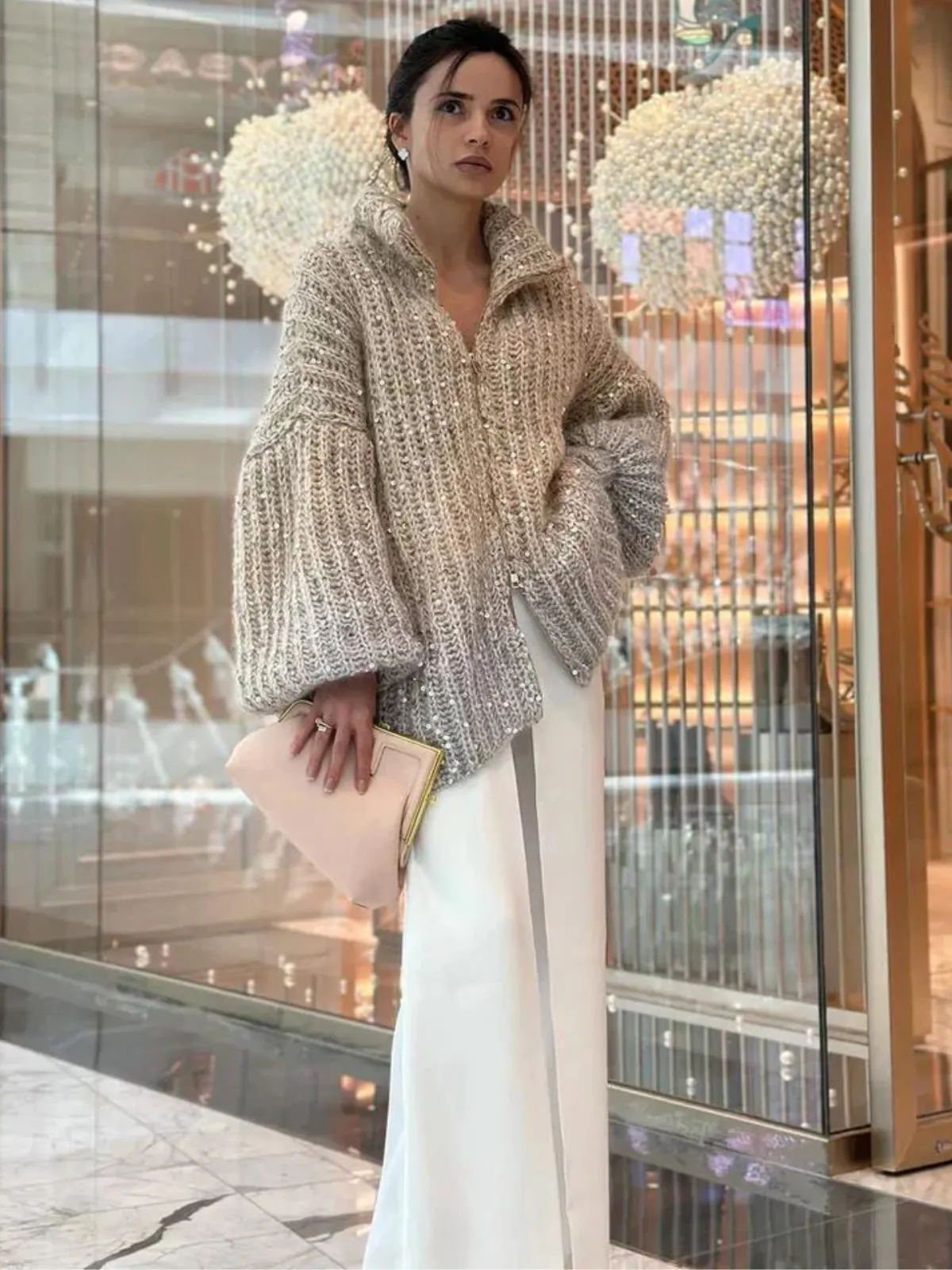 Elegant Silk Knit Cardigan with Shimmering Accents for Winter Fashion