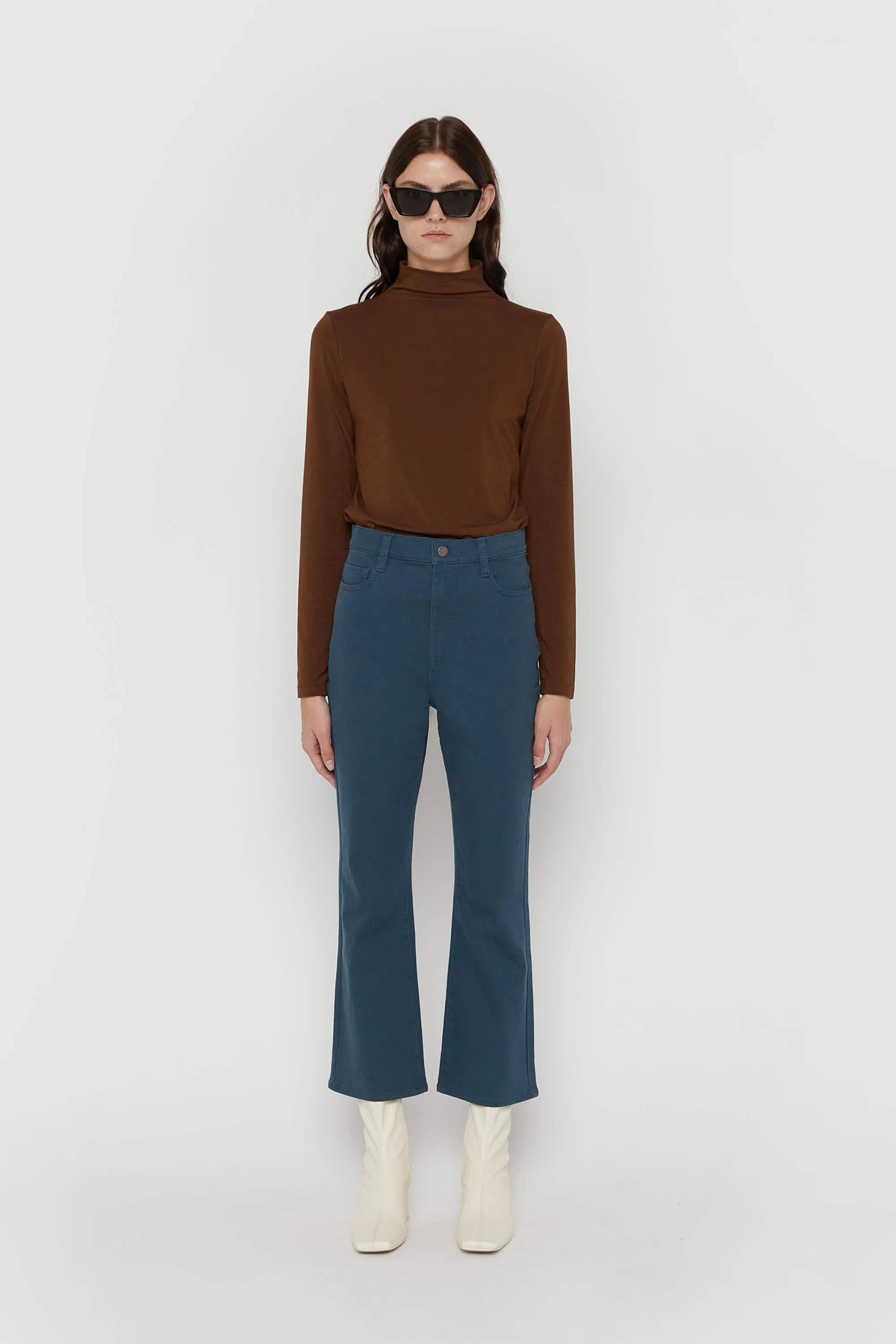 FLARED CROPPED TWILL PANT