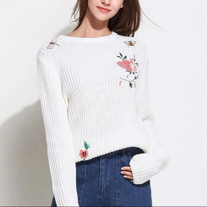 Flower Embroidery Solid Color Round Neck Sweaters