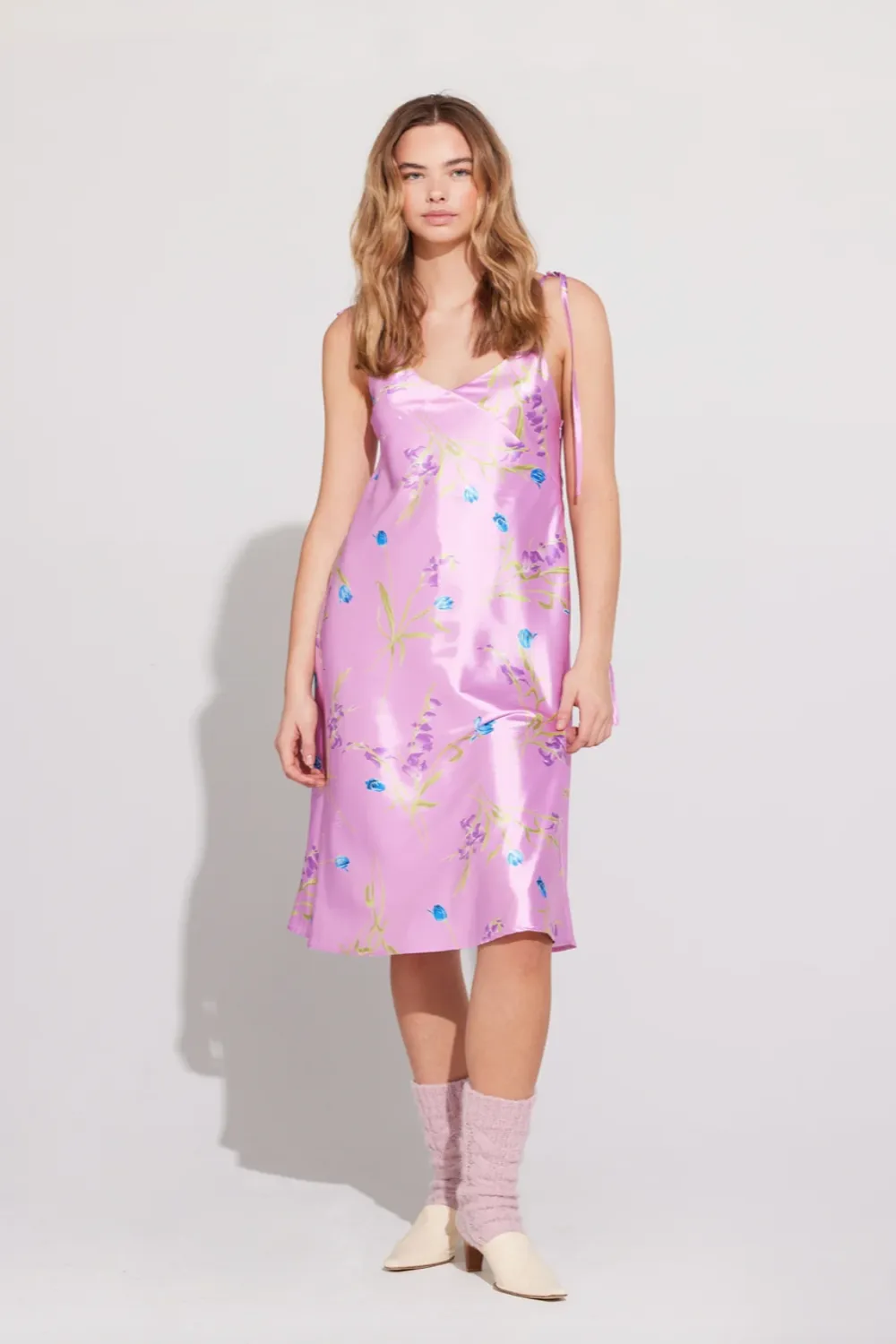 Ilag - Blaklokke Dress: Pink Flower Print