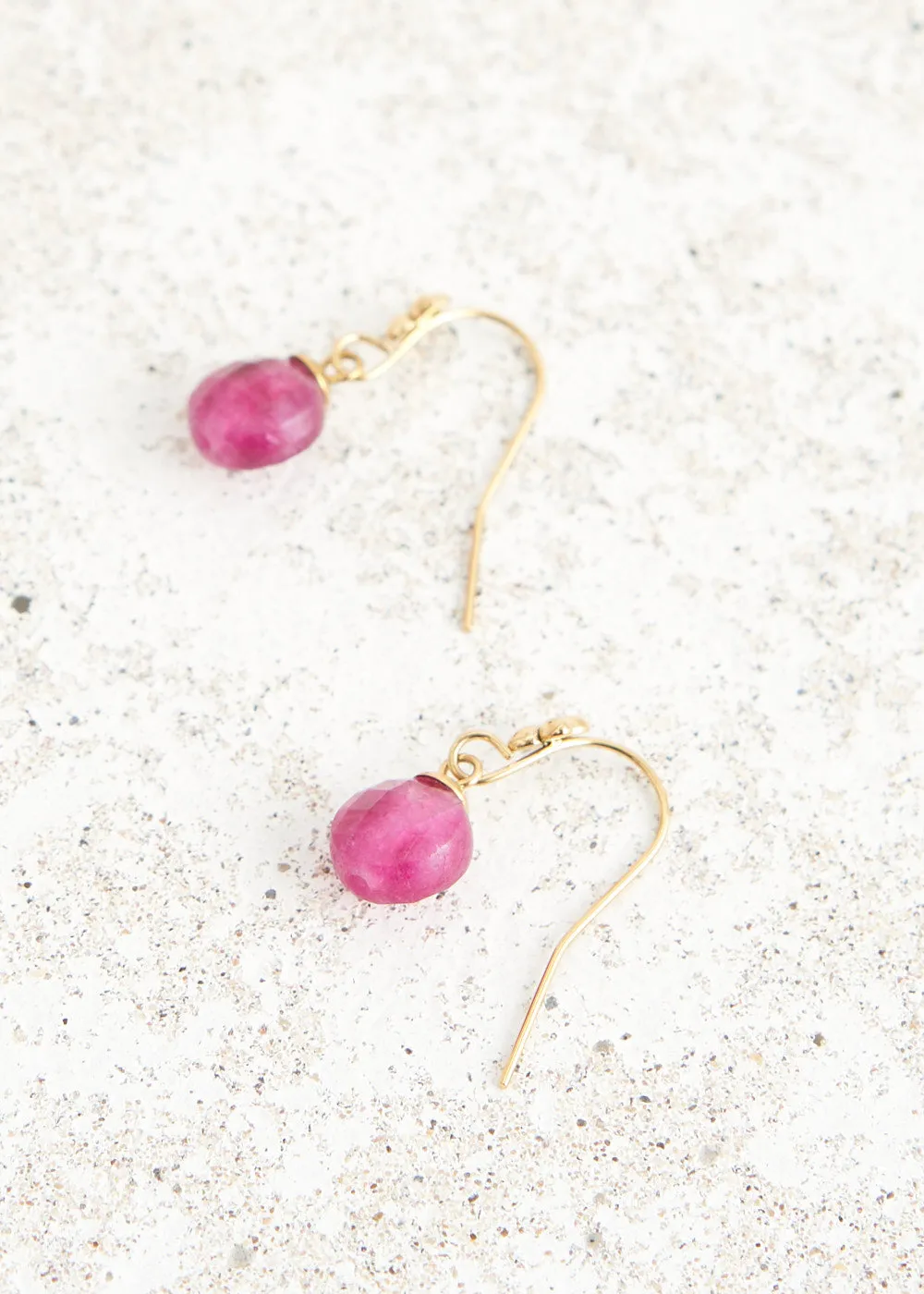 KITTY CRYSTAL DROP EARRINGS